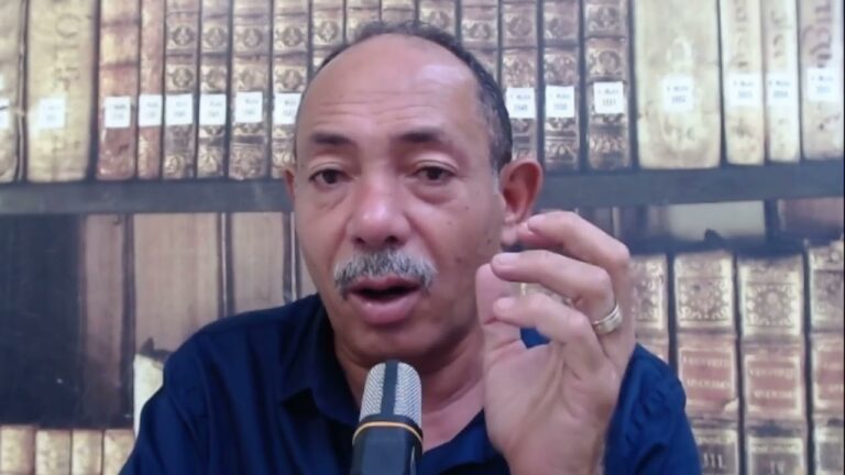 Significado dos Sonhos: Torneira Jorrando &Aacute;gua Limpa