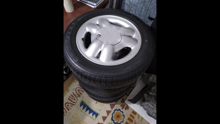 Guia Prático: Como Limpar o Depósito de Gasolina do Opel Corsa B