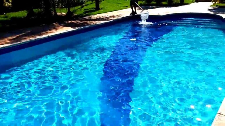 Limpeza Eficiente de Piscinas com Hipoclorito de Sódio