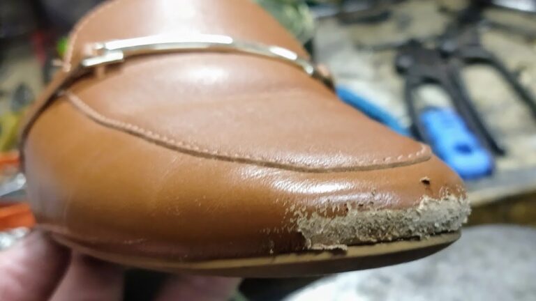 Dicas Práticas para Limpar Sapatos de Bebê e Remover Arranhões