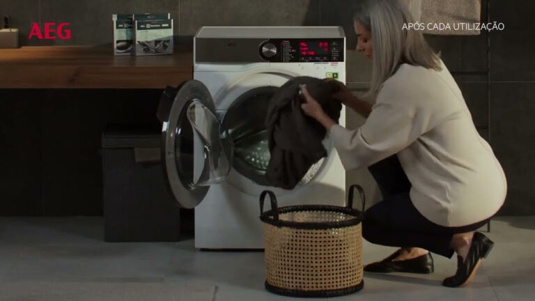 Como Limpar o Filtro da M&aacute;quina de Lavar Roupa AEG Protex