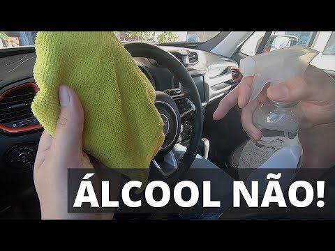 Limpeza Eficiente do Volante de Automóvel Manchado com Álcool