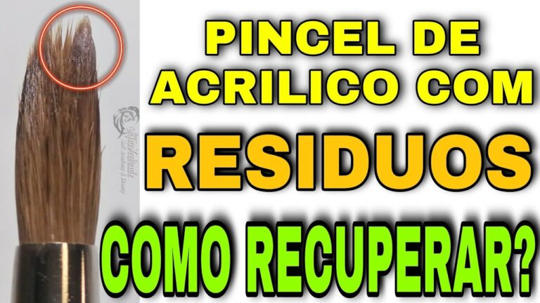 Dicas Eficazes para Limpar Pinc&eacute;is de Verniz Acr&iacute;lico para Unhas