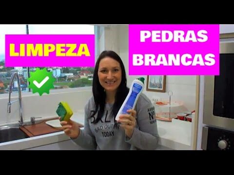 Limpeza Eficiente da Banca de Cozinha com Produtos Naturais