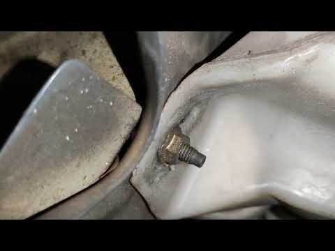 Como Retirar o Depósito de Água para Limpar Vidros do Citroën Xsara Picasso