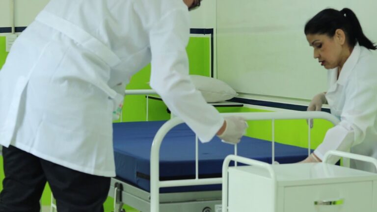Guia Prático para Limpar uma Cama de Hospital