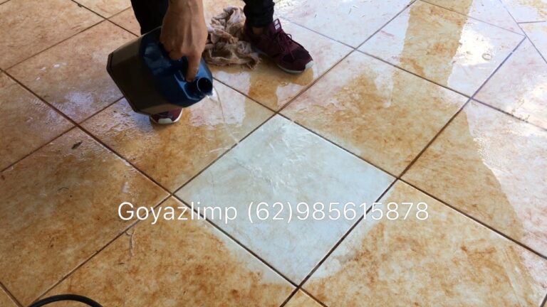 Dicas Eficazes para Limpar Cerâmica Muito Suja